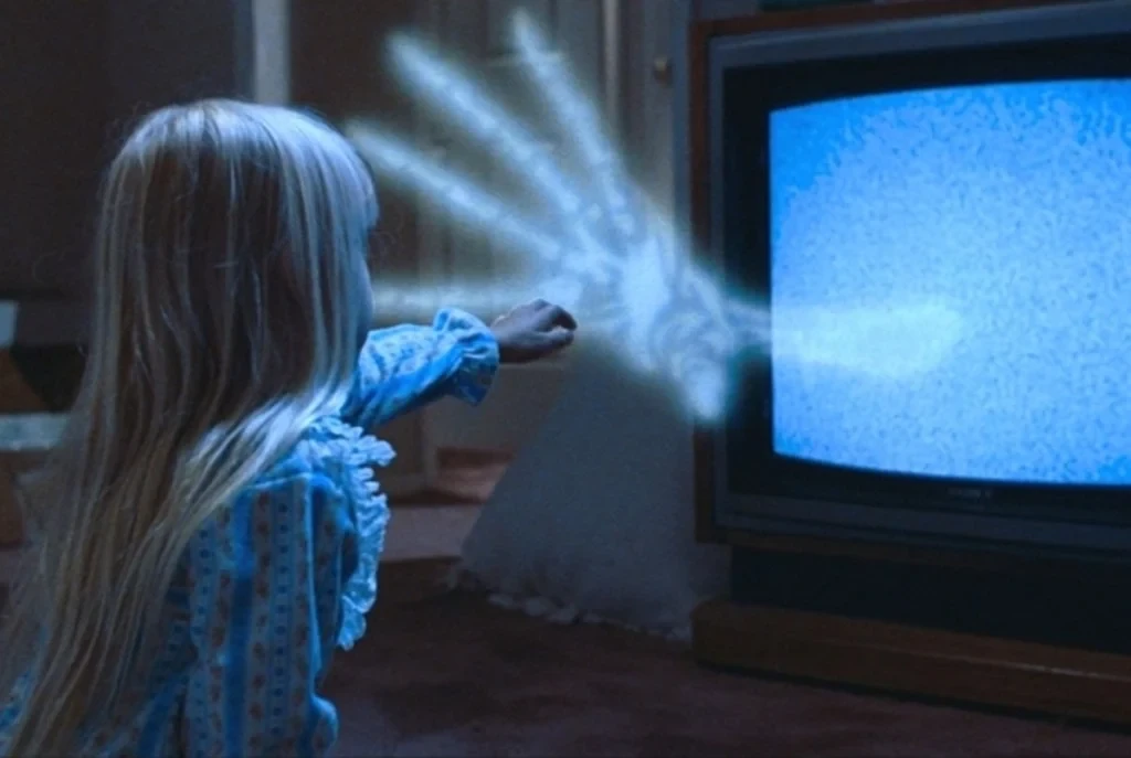 Fjaka u Kino Zoni: Poltergeist