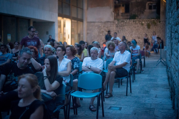 Opening of the summer cinema with the screening of the film "Wild Tales"