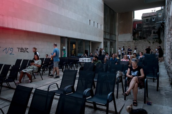 Screening of the film "Hand Gestures" and moderated discussion by Francesco Clerici / Mario Županović