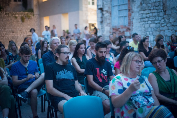 Opening of the summer cinema with the screening of the film "Wild Tales"